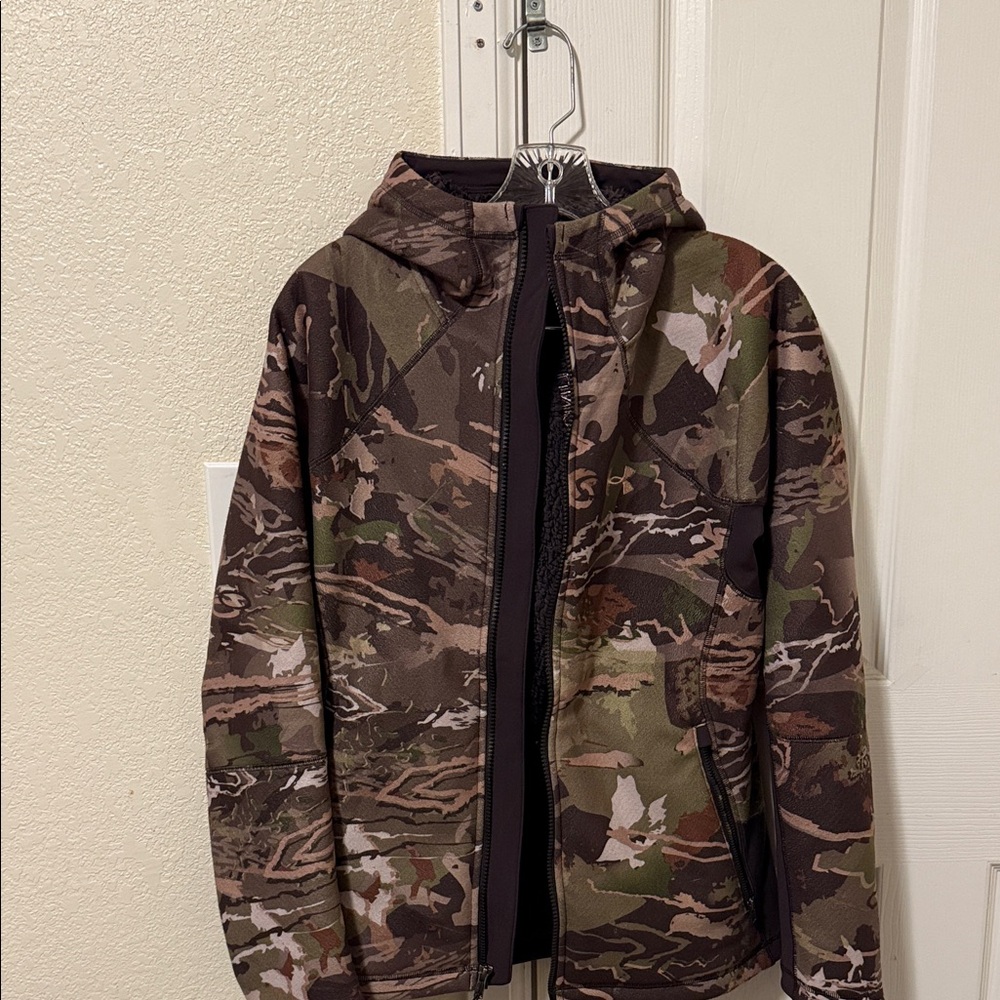 Under Armour Women’s Camouflage sherpa lined Jacket